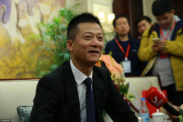 记者：国米全队备战皇社，仅帕瓦尔&邓弗里斯&德弗里未参加合练据全市场国米跟队记者Ivan Cardia报道，国米今天全队备战皇社，仅帕瓦尔、邓弗里斯、德弗里未参加合练。